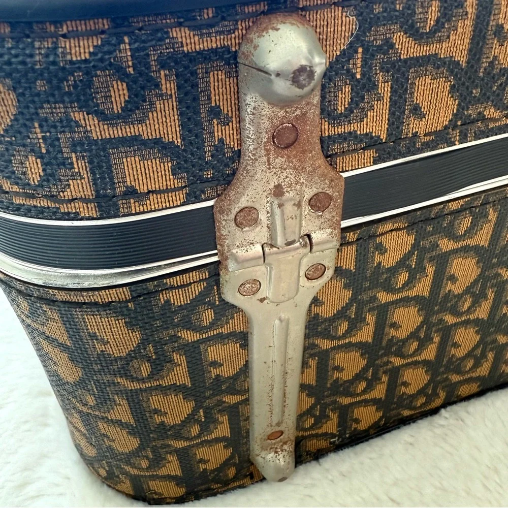 Vintage 1970s Christian Dior Diorissimo Pullman Suitcase 100% Authentic 28x18x8 - Picture 3 of 16